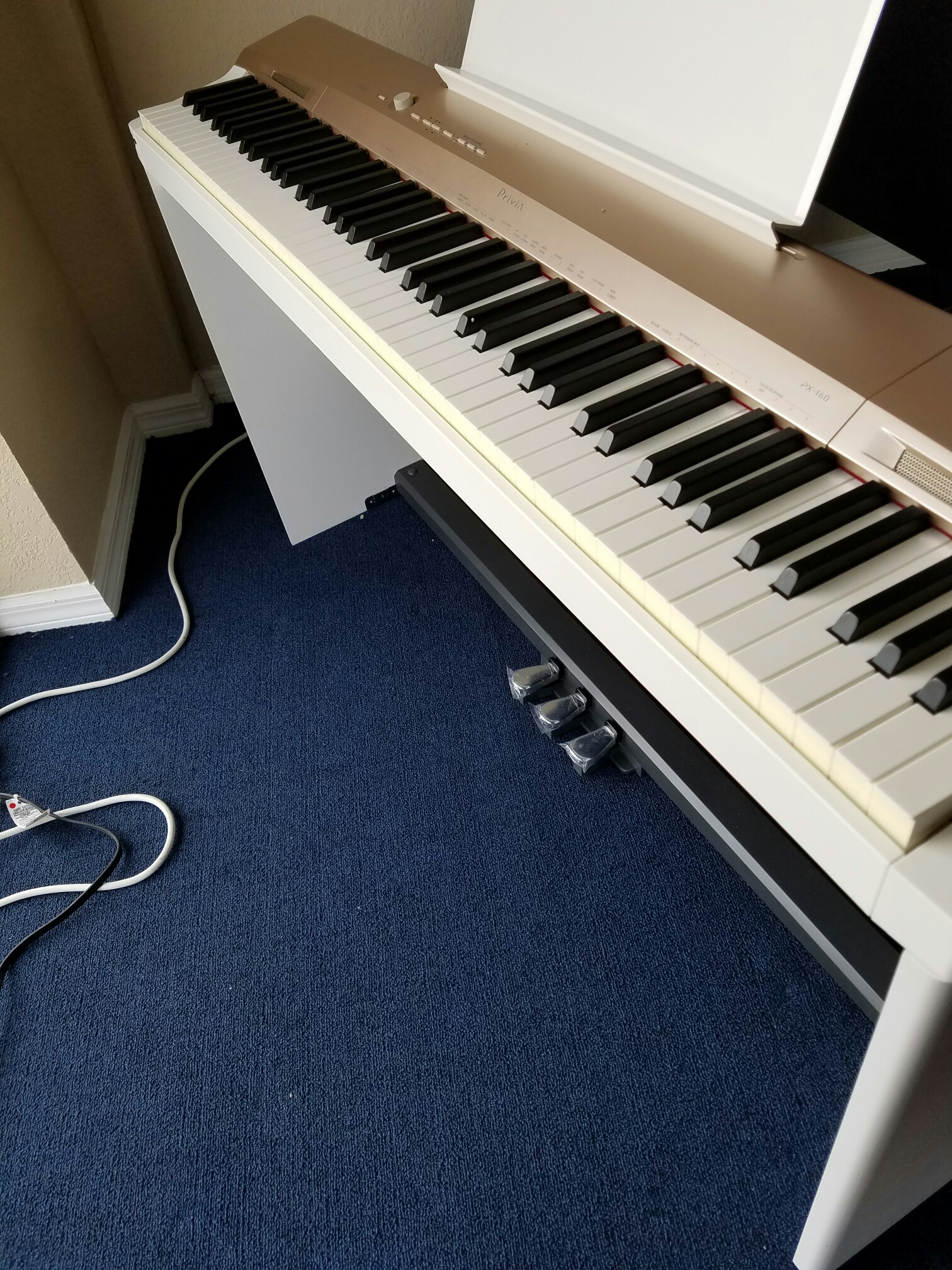 px160 stand